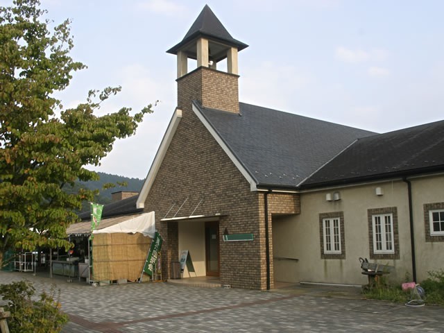 鳥居原ふれあいの館 自然体験教室（夏休み親子クレイクラフト体験教室）