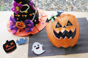 手作りを楽しむ秋のハロウィンスペシャル♪「ハロウィン仮面」「とんがり帽子」「木のバッジ」のタイトル画像