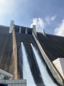 宮ヶ瀬ダム観光放流2023のタイトル画像