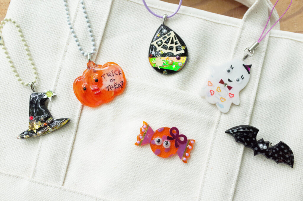 藤野芸術の家 秋限定季節メニュー UVレジンで作るハロウィンアクセサリー