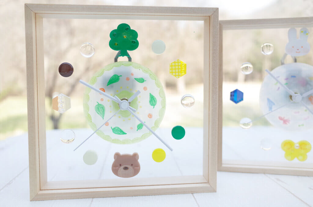 初夏限定　ＵＶレジンで作る木のフレーム時計