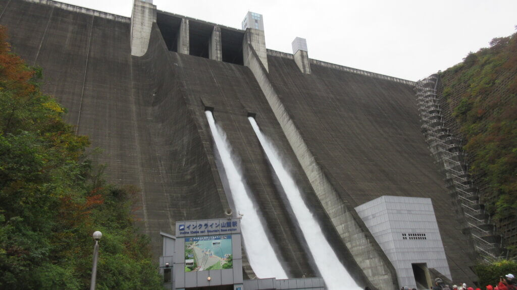 宮ヶ瀬ダム観光放流の当面の中止について
